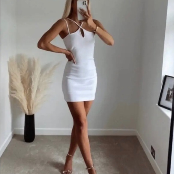 Zara White Elastic Trim Mini Dress Size M Spaghetti Strap New - Picture 4 of 16